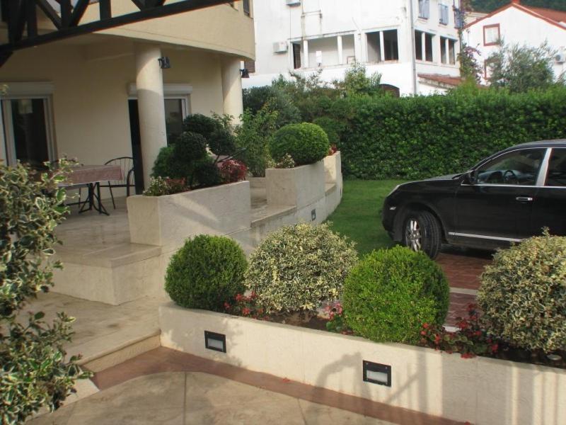 Apartmani Mirenza Budva Exteriör bild
