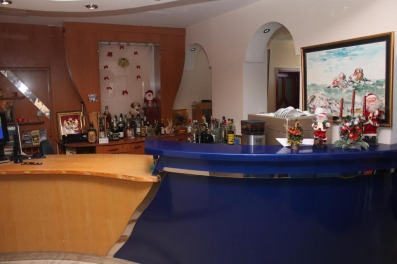 Apartmani Mirenza Budva Exteriör bild